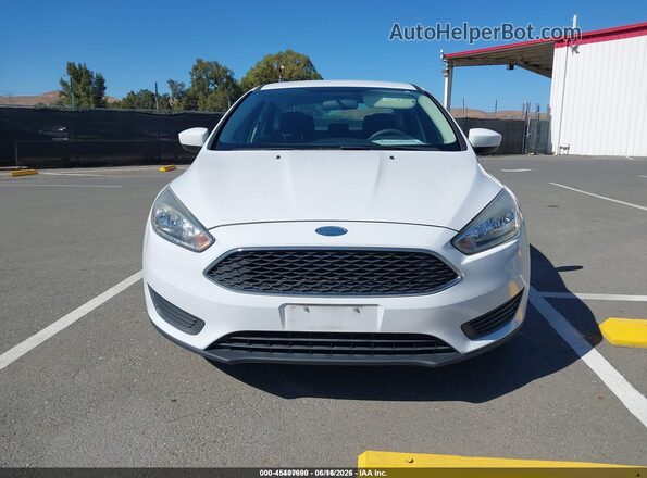 1FADP3F25JL328544 2018 FORD FOCUS White Вид задньої частини салону