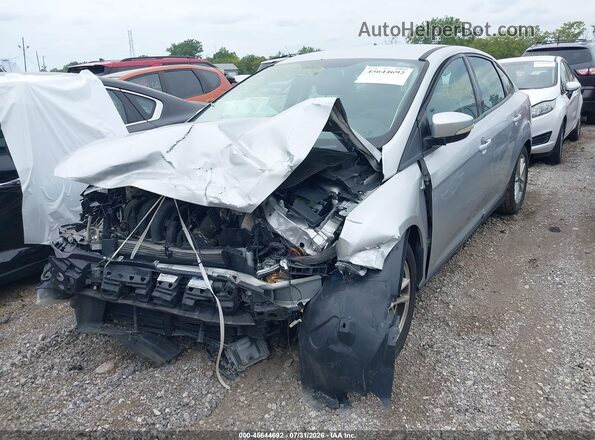 1FADP3F26GL332045 2016 FORD FOCUS Серебряный Вид спереди