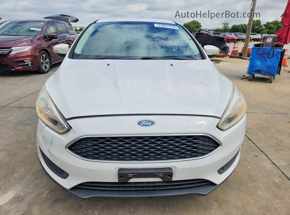 1FADP3F26GL378667 2016 FORD FOCUS White Widok z przodu