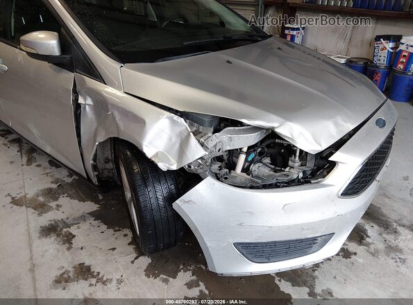 1FADP3F26HL228382 2017 FORD FOCUS Silver წინა ხედი