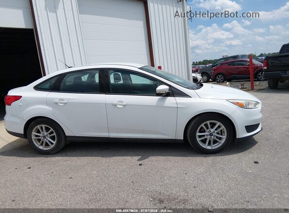 1FADP3F26HL320172 2017 FORD FOCUS White Rear interior view