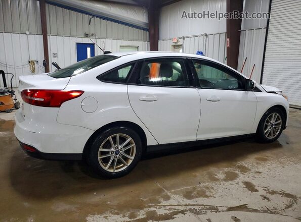 1FADP3F26JL206100 2018 FORD FOCUS White Задня права чверть