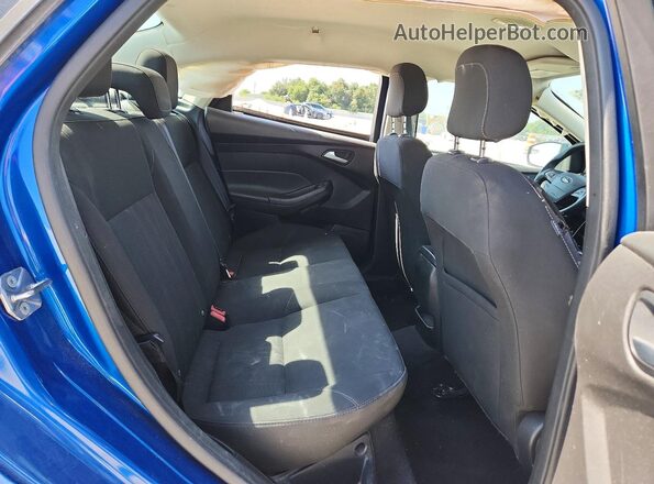 1FADP3F26JL237265 2018 FORD FOCUS Blue Հետևի նստատեղերի տեսք