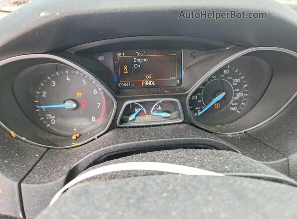 1FADP3F26JL327290 2018 FORD FOCUS Silver Widok zestawu wskaźników