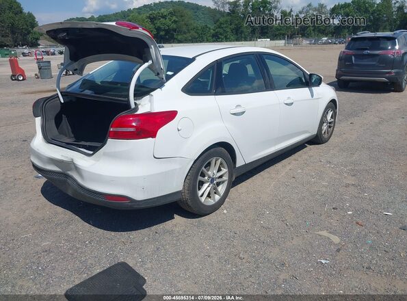 1FADP3F27GL274981 2016 FORD FOCUS Белый Задняя правая четверть