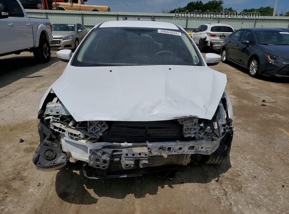 1FADP3F27GL320163 2016 FORD FOCUS White Front view
