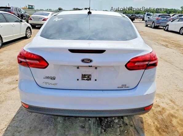1FADP3F27GL320163 2016 FORD FOCUS White Rear view