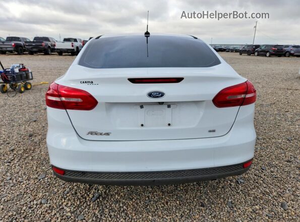 1FADP3F27GL364664 2016 FORD FOCUS Белый Вид сзади