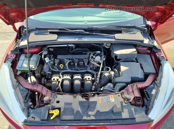 1FADP3F27GL388981 2016 FORD FOCUS Burgundy Rear interior view
