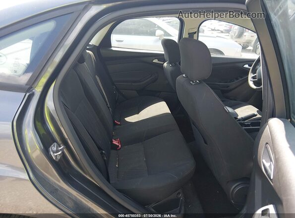 1FADP3F27HL251797 2017 FORD FOCUS Black VIN კოდის სტიკერის ხედი