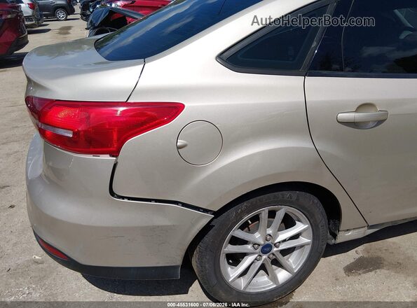 1FADP3F27HL324814 2017 FORD FOCUS Champagne 