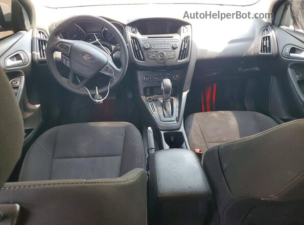 1FADP3F27HL332895 2017 FORD FOCUS White Vista del salpicadero