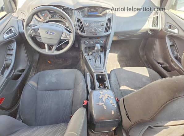 1FADP3F27JL250753 2018 FORD FOCUS Silver Widok deski rozdzielczej
