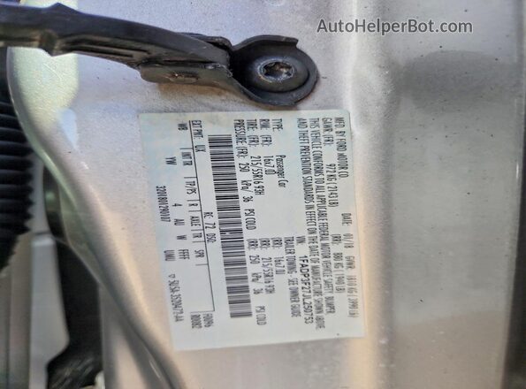 1FADP3F27JL250753 2018 FORD FOCUS Silver Widok komory silnika