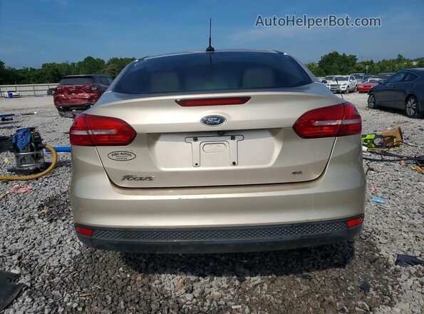 1FADP3F27JL318971 2018 FORD FOCUS Gold Widok z tyłu