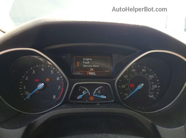1FADP3F28GL240743 2016 FORD FOCUS Gold Вид щитка приладів