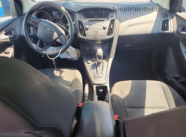 1FADP3F28GL262872 2016 FORD FOCUS Blue Widok deski rozdzielczej