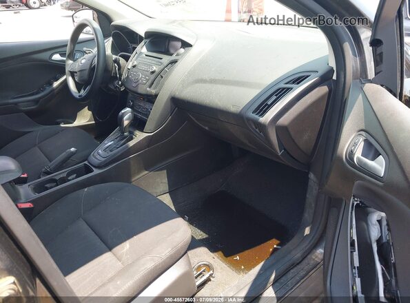 1FADP3F28GL313366 2016 FORD FOCUS Серый Вид салона спереди