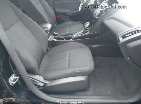 1FADP3F28HL247449 2017 FORD FOCUS Black Вид салону спереду
