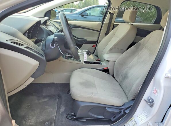 1FADP3F28JL280604 2018 FORD FOCUS White Vista interior delantera