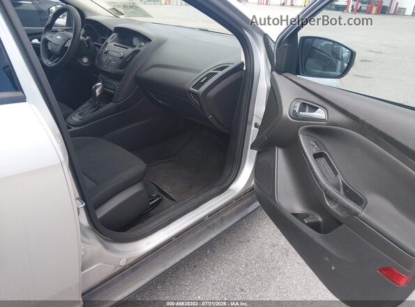 1FADP3F29GL273976 2016 FORD FOCUS Silver Սալոնի դիմացի տեսք