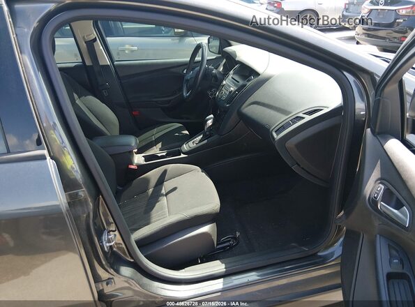 1FADP3F29GL293452 2016 FORD FOCUS Серый Вид салона спереди