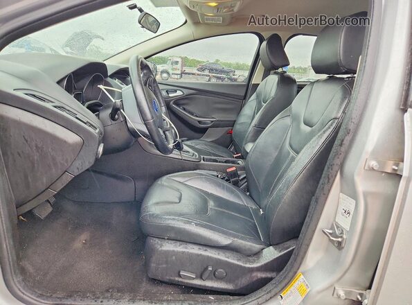 1FADP3F29GL321203 2016 FORD FOCUS Silver Widok wnętrza z przodu
