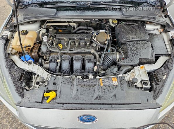 1FADP3F29GL321203 2016 FORD FOCUS Silver Widok wnętrza z tyłu