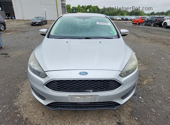 1FADP3F29GL321203 2016 FORD FOCUS Silver Widok z przodu