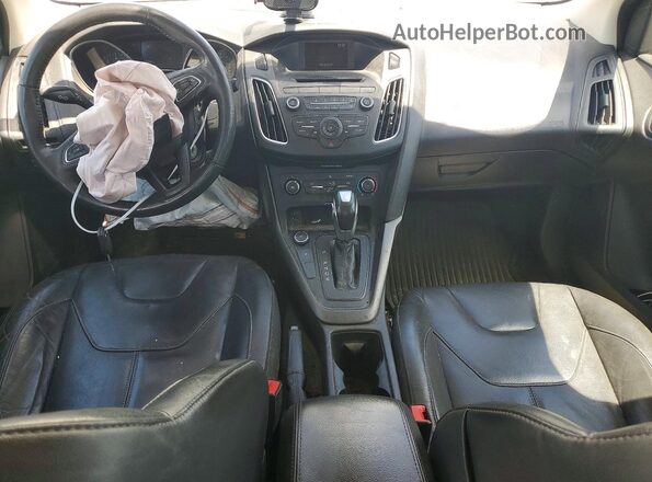1FADP3F29GL398816 2016 FORD FOCUS White Dashboard view