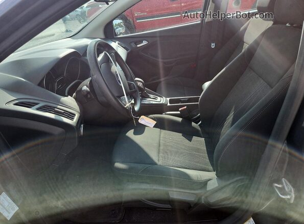1FADP3F29HL213942 2017 FORD FOCUS Gray Вид салону спереду