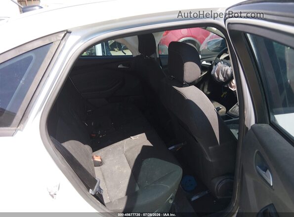 1FADP3F29JL302738 2018 FORD FOCUS White VIN კოდის სტიკერის ხედი