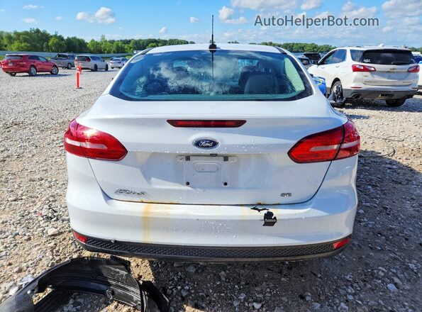 1FADP3F2XGL267409 2016 FORD FOCUS White Rear view