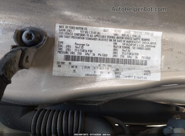 1FADP3F2XGL395844 2016 FORD FOCUS Beige Vista del compartimento del motor