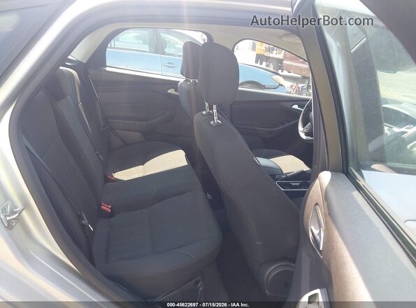 1FADP3F2XGL397464 2016 FORD FOCUS Silver VIN კოდის სტიკერის ხედი
