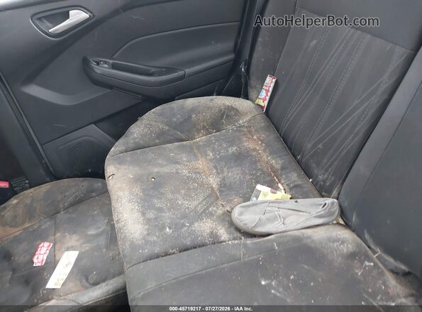 1FADP3F2XHL327724 2017 FORD FOCUS Silver Widok zestawu wskaźników
