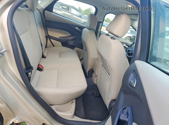 1FADP3F2XHL338495 2017 FORD FOCUS Beige Հետևի նստատեղերի տեսք