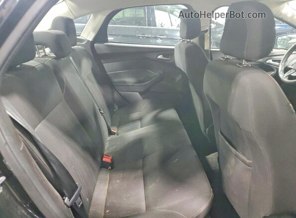1FADP3F2XJL211297 2018 FORD FOCUS Black Vista de los asientos traseros