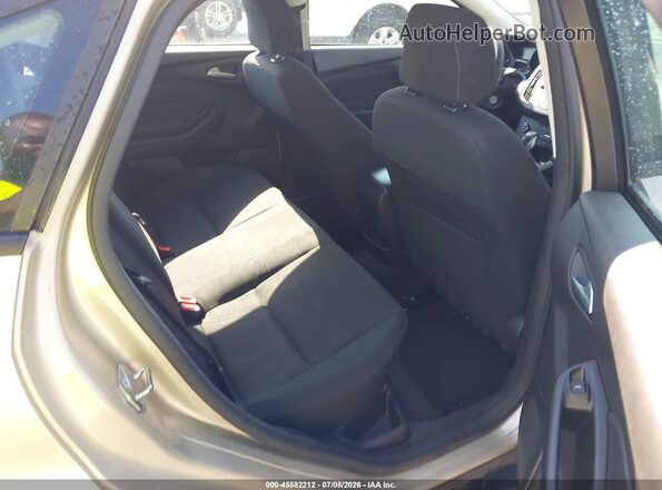 1FADP3F2XJL212787 2018 FORD FOCUS Champagne Widok naklejki z numerem VIN