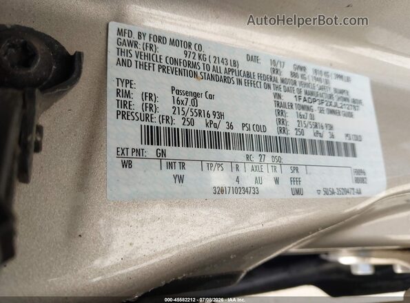 1FADP3F2XJL212787 2018 FORD FOCUS Champagne Widok komory silnika