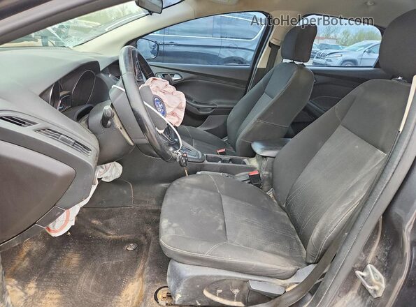 1FADP3FE0HL314345 2017 FORD FOCUS Gray Widok wnętrza z przodu
