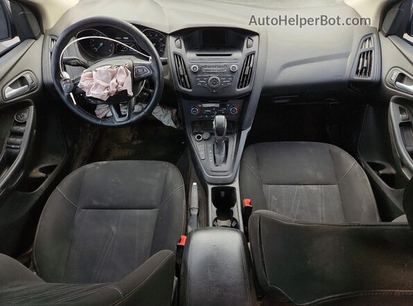 1FADP3FE0HL314345 2017 FORD FOCUS Gray Widok deski rozdzielczej