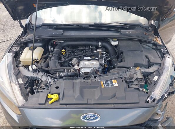 1FADP3FE0JL309832 2018 FORD FOCUS Серый Вид сзади