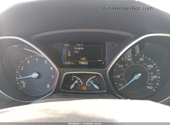 1FADP3FE2HL285009 2017 FORD FOCUS Red Հետևի նստատեղերի տեսք