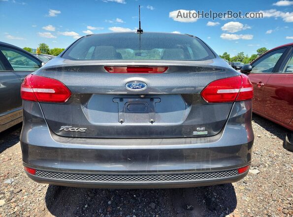 1FADP3FE3JL226055 2018 FORD FOCUS Gray უკანა ხედი