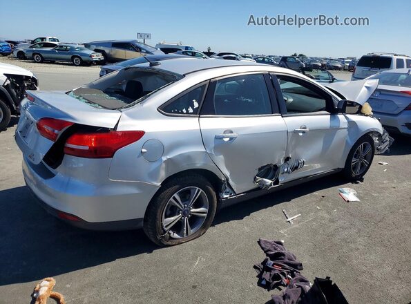 1FADP3FE4JL261039 2018 FORD FOCUS Silver Tył prawy