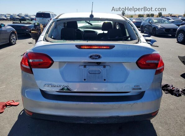 1FADP3FE4JL261039 2018 FORD FOCUS Silver Widok z tyłu