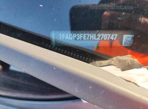 1FADP3FE7HL270747 2017 FORD FOCUS Silver Vista del compartimento del motor