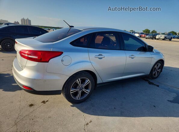 1FADP3FE7HL270747 2017 FORD FOCUS Silver Trasero derecho