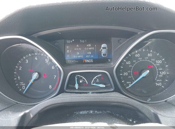 1FADP3FE7JL241626 2018 FORD FOCUS Белый Вид задних сидений
